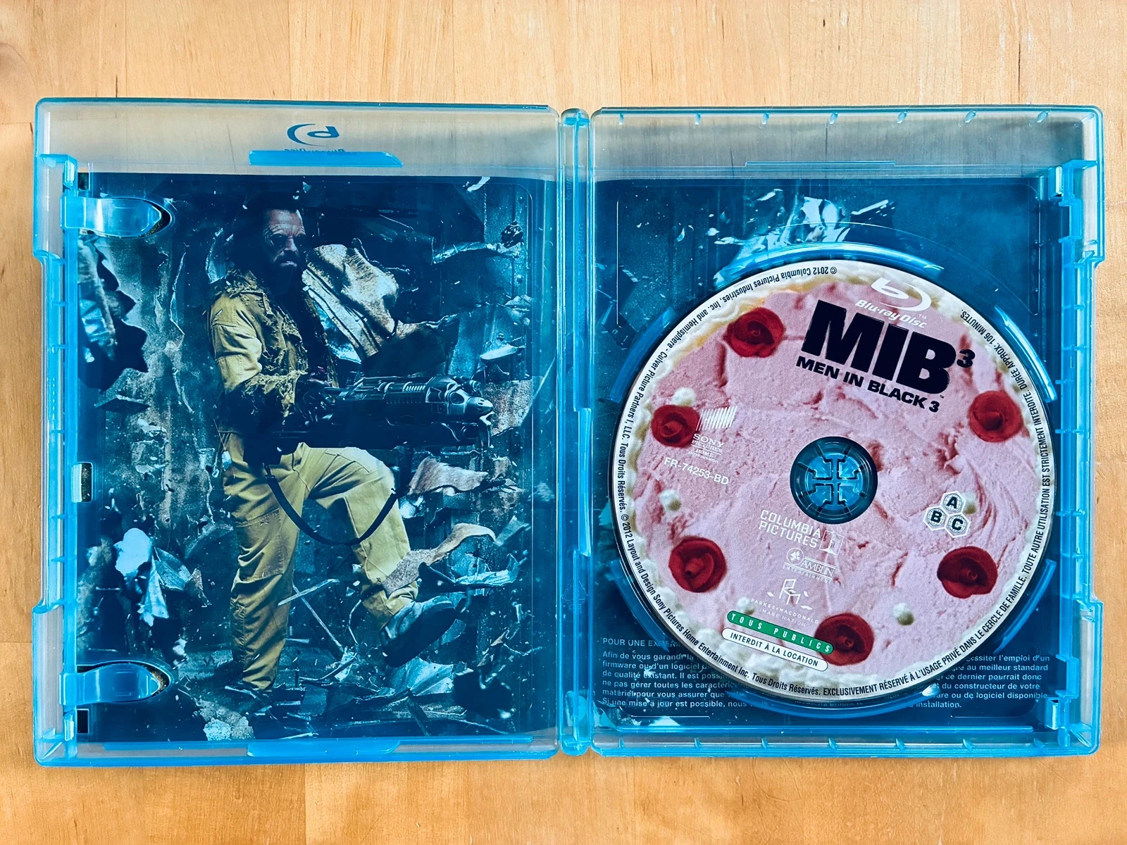 Blu-ray Hombres de Negro 3. – photo 2